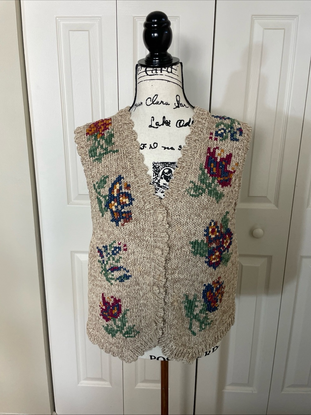 Vintage Teddi Sweater Vest Women's Size L Embroidered Grandma Core Cottage Core